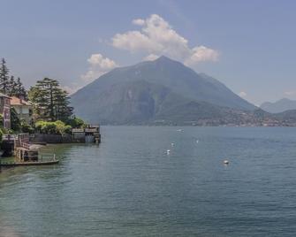 Varenna Beach Perledo - Perledo