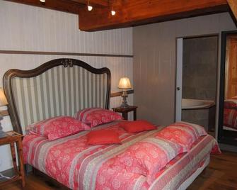 la suite lys double supérior - Argenton-sur-Creuse - Bedroom