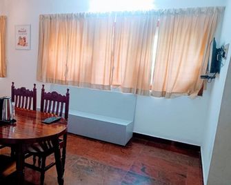 Deer Suites and Spa- Rock Beach White Town Zone , French Quarter, Pondicherry - Pondicherry - Essbereich