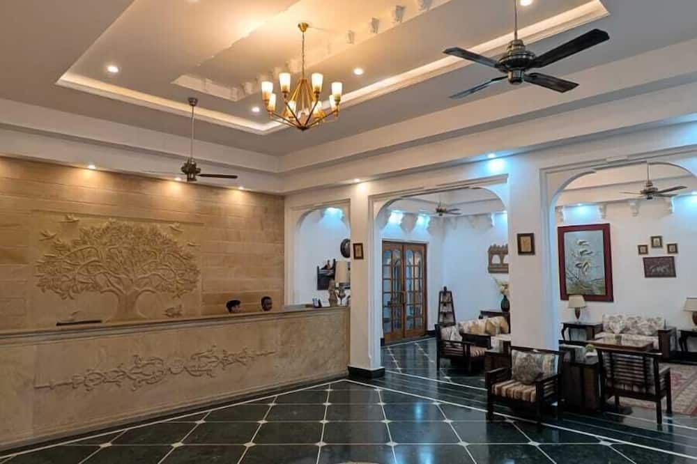 أوداي فيلاز بالاس