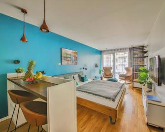 Aeronaut Service Apartments Powered By Pearl 1 - Berlin - Schlafzimmer