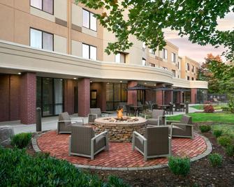 Courtyard by Marriott Knoxville Airport Alcoa - Alcoa - Terasa