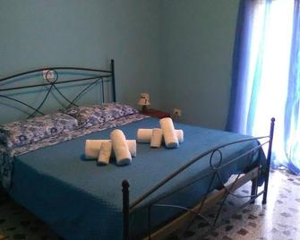 B&B Porta di Suso - Camerota - Camera da letto