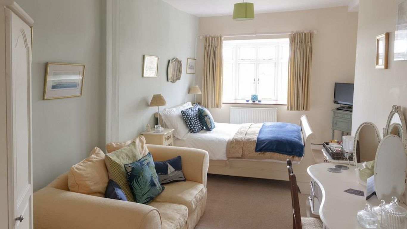 Goss Hall Bed & Breakfast