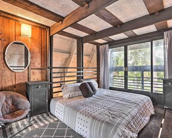 Authentic Clewiston Home w/ Outdoor Game Area - Clewiston