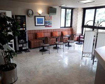 Okazaki Single Hotel - Okazaki - Lounge