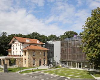 Best Western PLUS Paris Meudon Ermitage - Meudon - Building