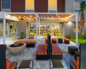 Home2 Suites By Hilton Wildwood The Villages - Wildwood - Pátio