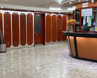 Hotel y Villas Gran Vía, Tultitlán - Buenavista (Tabasco) - Recepción