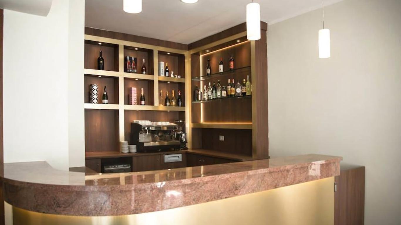 H&L Hotel