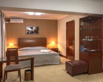 Voyage Hotel - Almatý - Habitación