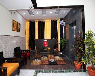 OYO 9074 Mascot Treo - Noida - Recepción