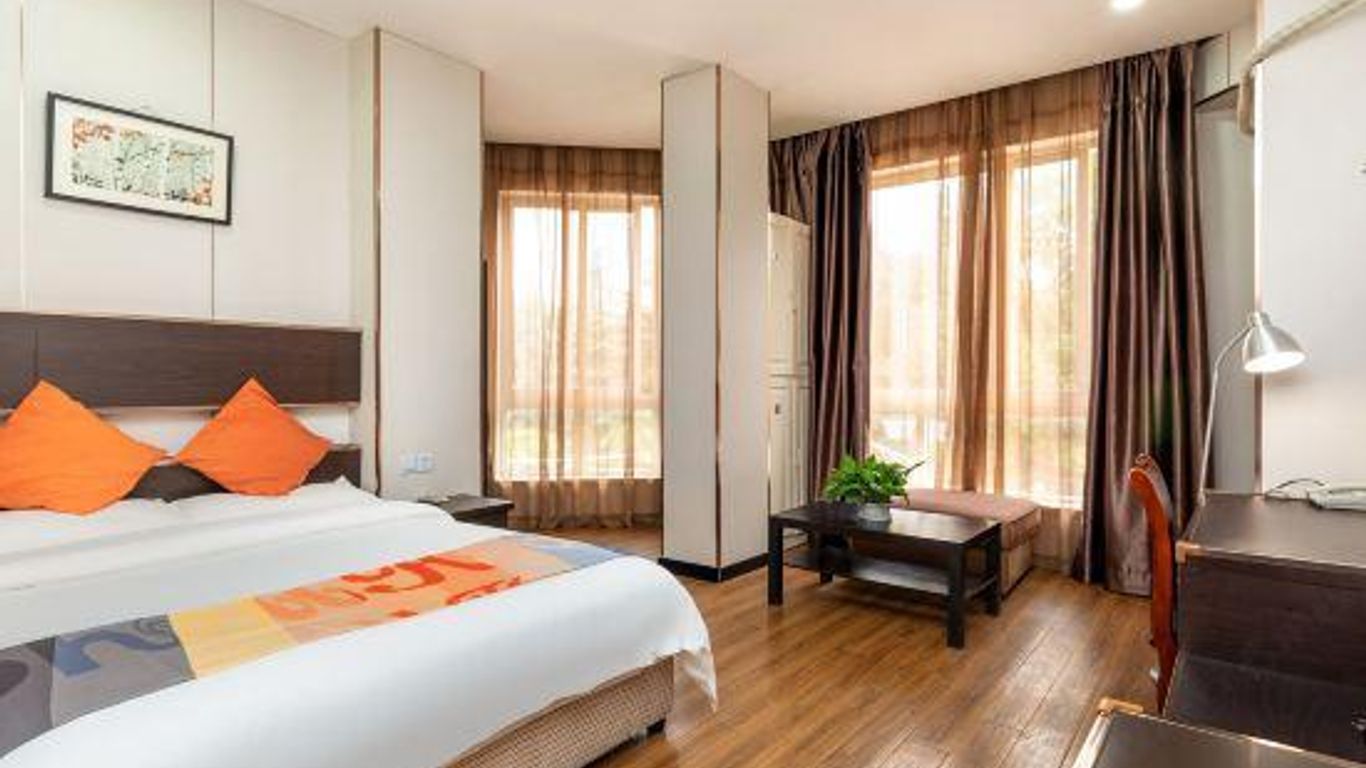 Rentai bussiness Hotel