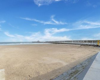 Pretty Apartment on the Casino - Blankenberge - Strand
