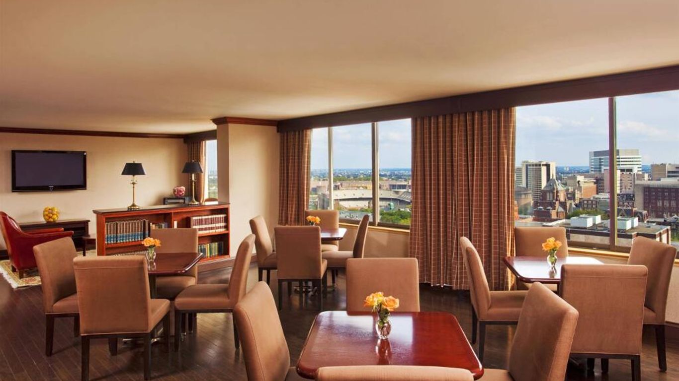 Sheraton Philadelphia University City Hotel