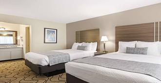 SureStay Plus Hotel by Best Western Sacramento North - Sacramento - Bedroom