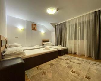 Pensiunea Andra - Timisoara - Bedroom