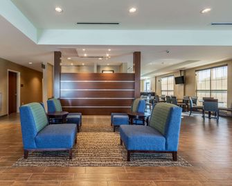 Comfort Inn & Suites - Harrisburg Airport - Hershey South - Middletown - Lobby