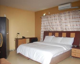 Bella Rose Hotel - Alimosho - Habitación
