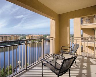 2br-Dlx Inside Disney Gates-5 Pools, 2 Lazy Rivers, Splash Pad, Mini Golf & More - Lake Buena Vista - Balkong