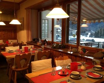 Hotel Schöntal - Bergün Filisur - Ristorante