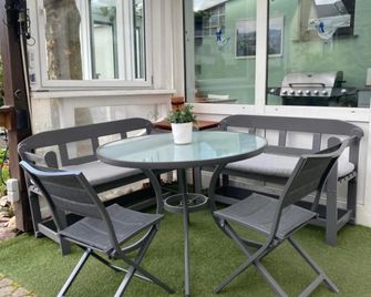 Ferienwohnung Junglen an der Mosel - Zeltingen-Rachtig - Patio
