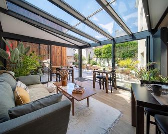 Hotel Rive Sud - שינו - בר