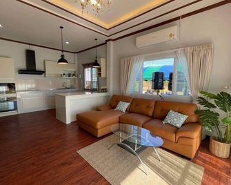 Green Zone Resorts hotel - Yasothon - Sala de estar