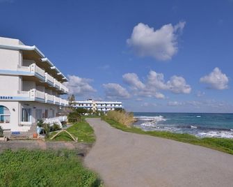 Arlen Beach Hotel - Hersonissos - Ranta