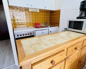 Nice 28m² Comfort In The Heart La Salle Les Alpes - La Salle-les-Alpes - Кухня
