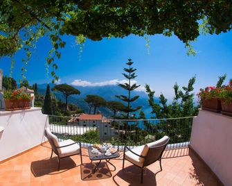 Hotel Rufolo - Ravello - Balkon