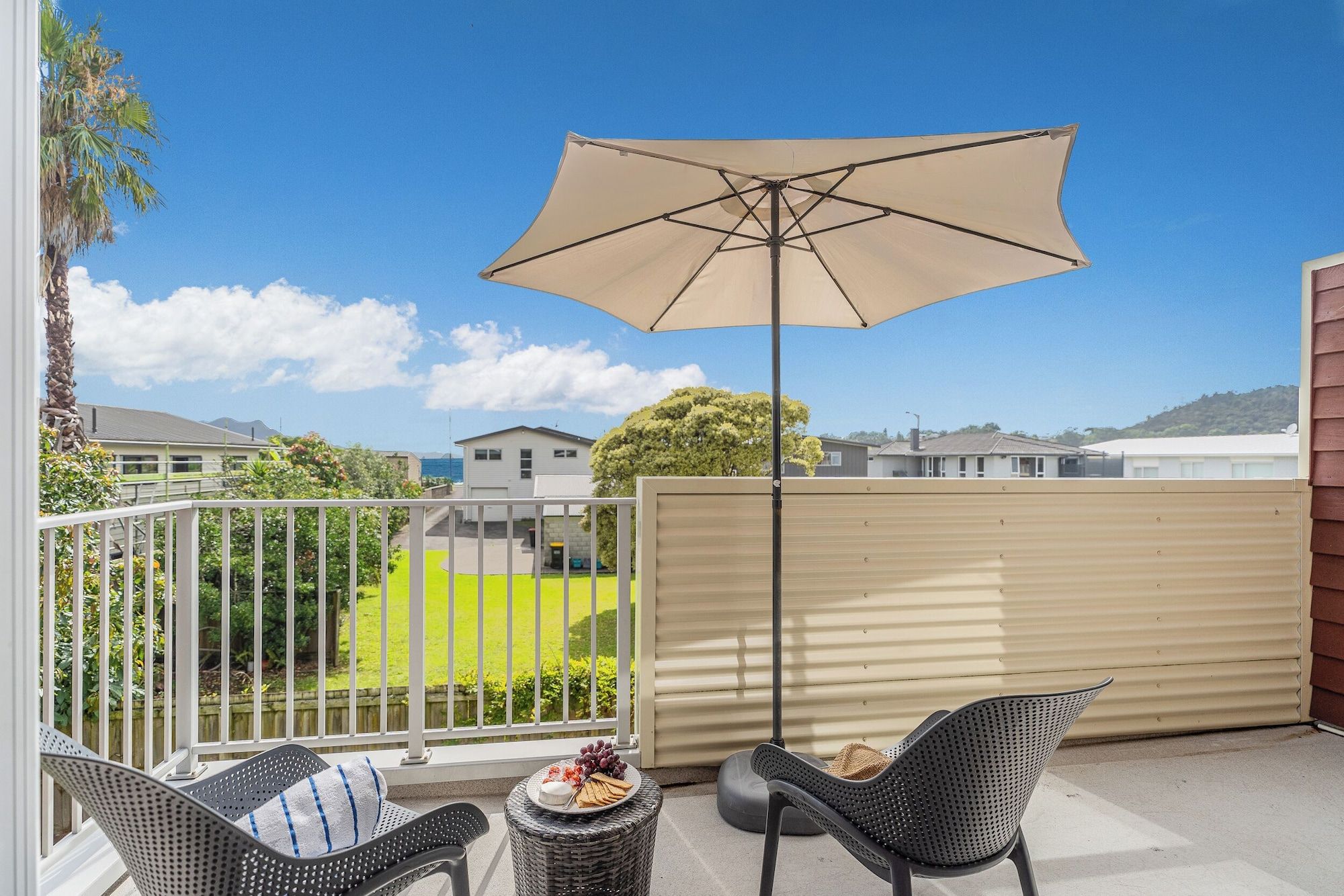 Ocean Serenity Apartments Whitianga - וויטיאנגה - מרפסת
