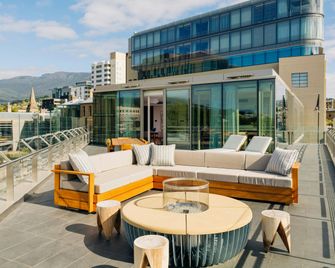 The Tasman, a Luxury Collection Hotel, Hobart - הובארט - מרפסת