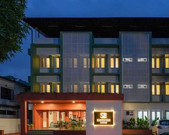 Sreenivas Lodge by Copperfolia - Kozhikode - Building