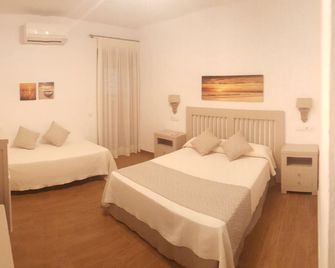 Hotel Almadraba - Zahara de los Atunes