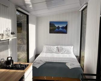 Aroha Tiny House by Tiny Away - 科靈伍得 - 臥室