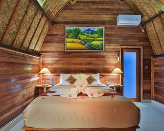Mamaras Guest House - Nusa Penida - Bedroom