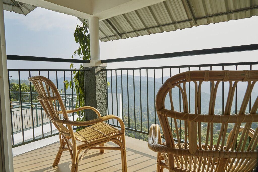Munnar Tea Hills Resort - Mthr