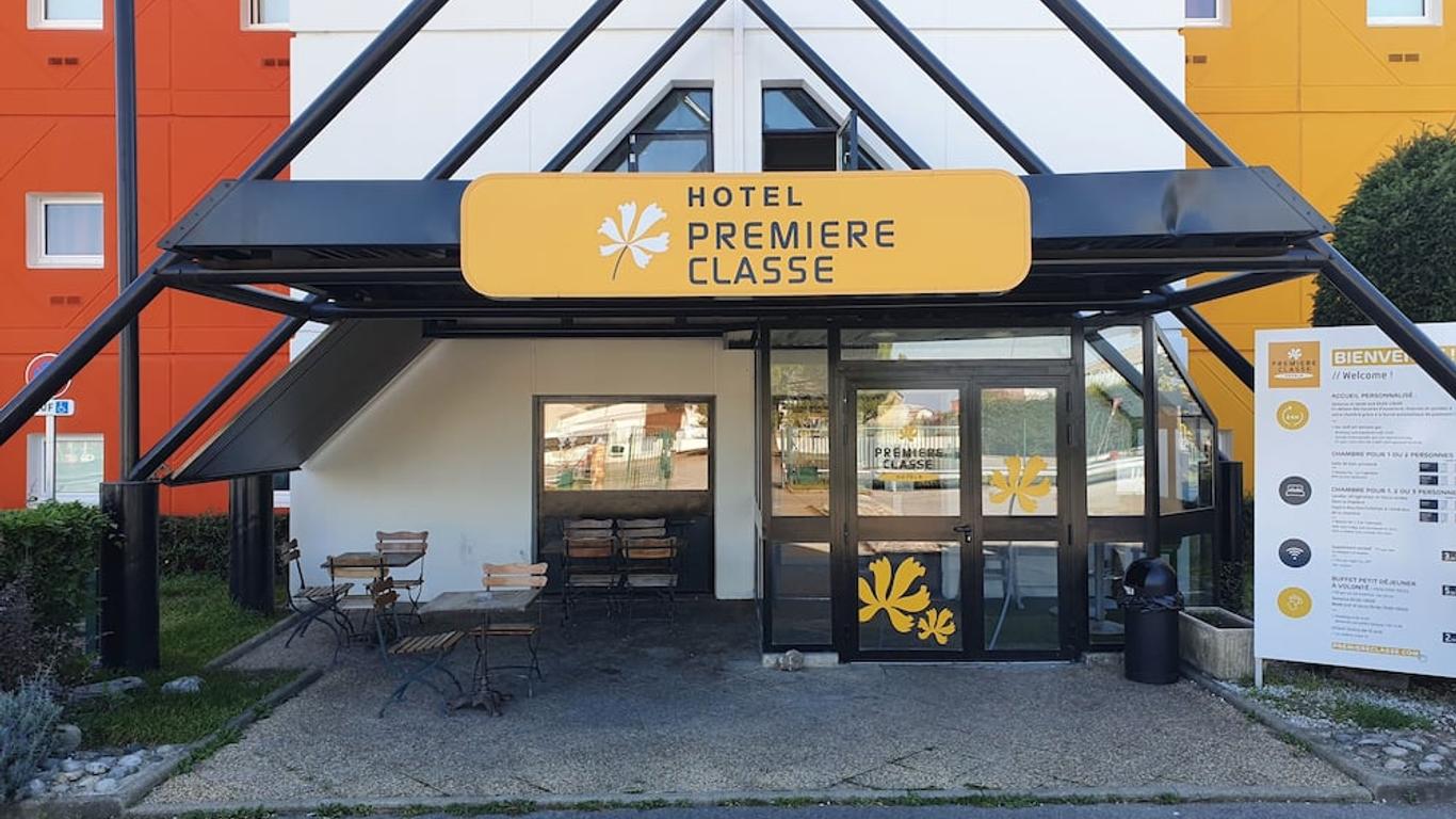 بريميير كلاس تيونفيل - يوتس