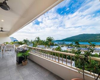 Eagles Nest On Airlie - Airlie Beach - Balkon