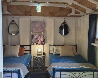 Bruce Pines Cottage at Sauble Beach, Tranquility - Sauble Beach - Спальня
