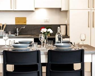 Casa R&R 10' a Piedi da Piazza Del Campo! - Siena - Comedor