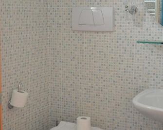 Hotel Lisa - Pineto - Ванна кімната