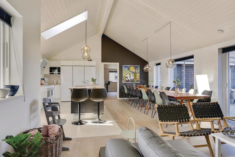 8 Bedroom Awesome Home In Thisted – Thisted