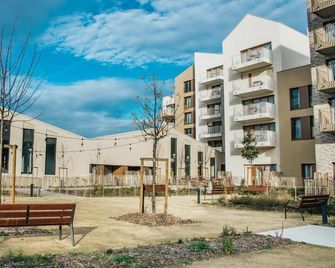 Résidence élentine Carrières-sous-Poissy - Carrières-sous-Poissy - Edificio