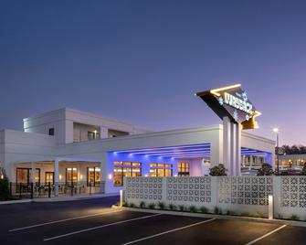 The Wayback, Pigeon Forge, A Tribute Portfolio Hotel - Pigeon Forge - Building