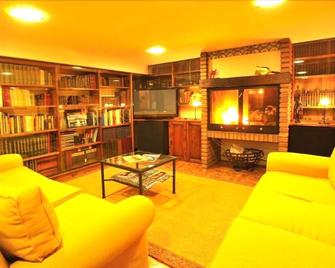 Hotel Vallibierna - Benasque - Living room