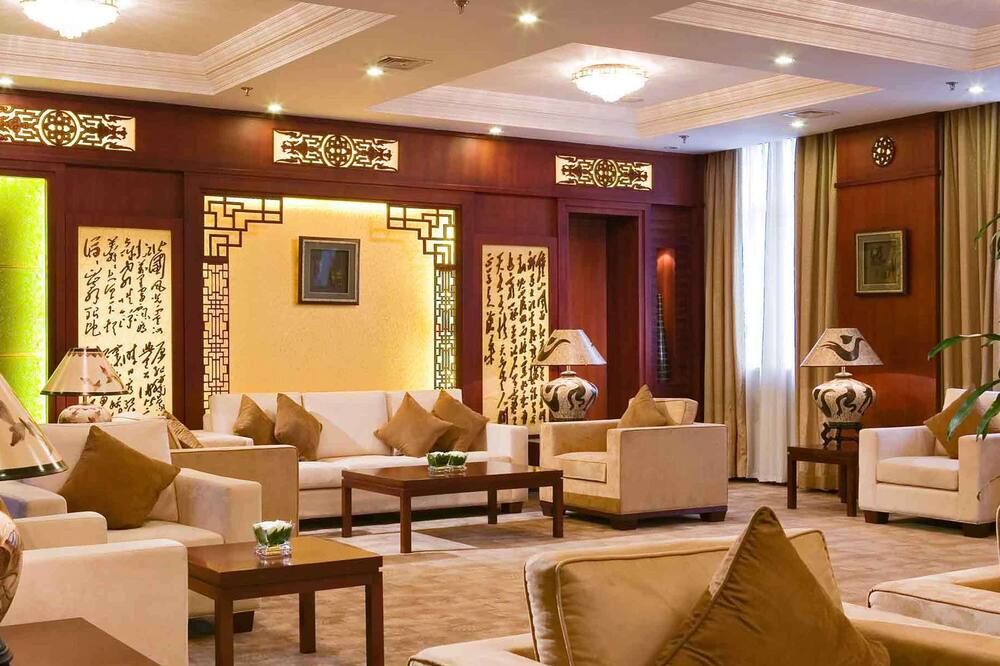 جراند ميركيور تشيان رينيم سكوير - زيان - ردهة