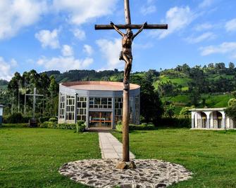 Deep Valley Lodge by the South Mathioya River & Aberdare Forest - Othaya - Edificio