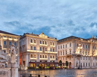 Grand Hotel Duchi d'Aosta - Trieste - Edificio
